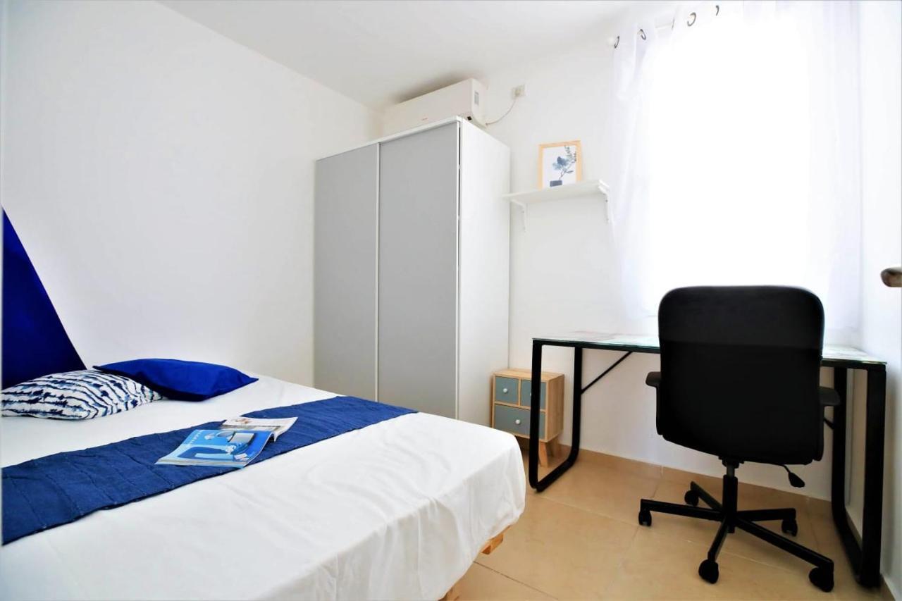 דירה על הפארק Apartment Beersheba Bagian luar foto